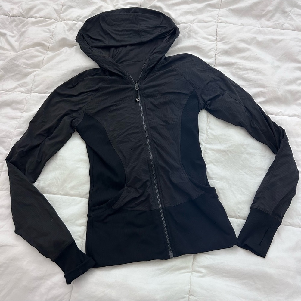 Lululemon Jacket 
size 4
Black